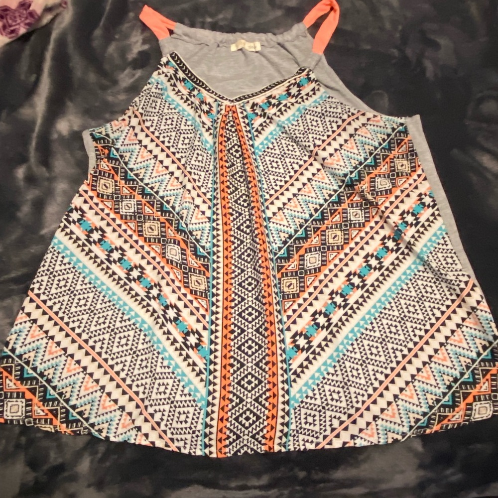 Tribal pattern 1x tank top, good condition